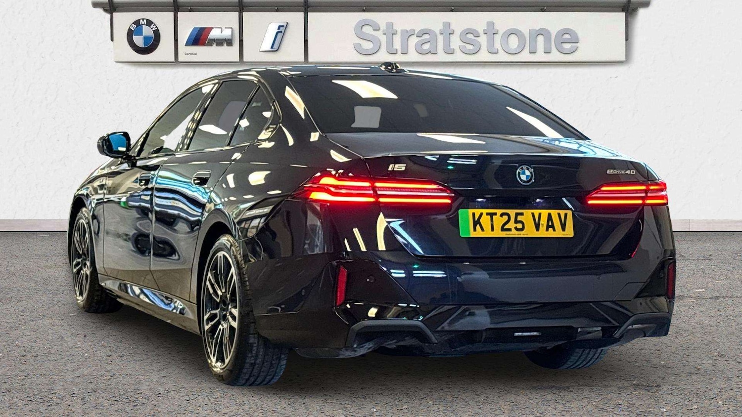 Used BMW i5 2025 for sale - 77112355: Photo 2