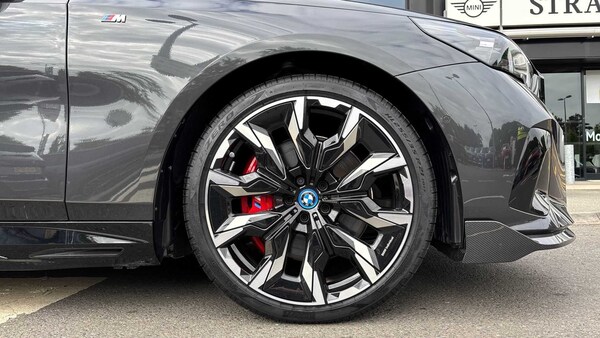 Used BMW 5 Series 2025 for sale - 75592320: Photo 16