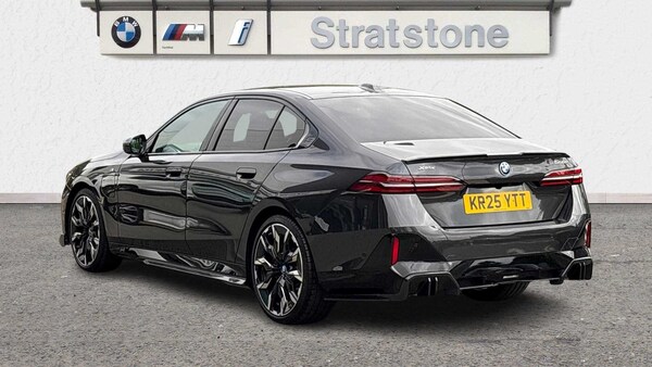 Used BMW 5 Series 2025 for sale - 75592320: Photo 2