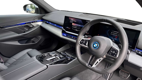 Used BMW 5 Series 2025 for sale - 75592320: Photo 8