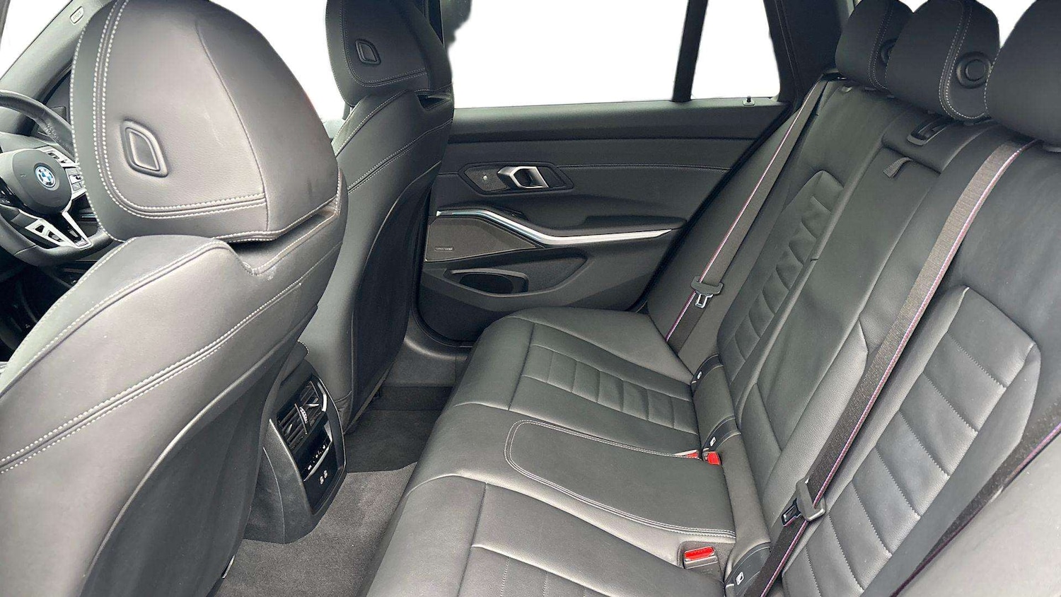 Used BMW 3 Series 2025 for sale - 77648780: Photo 14