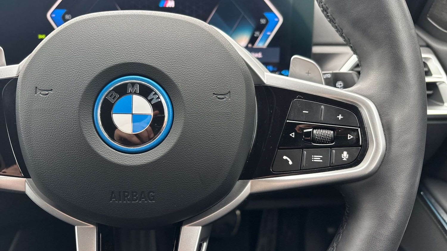 Used BMW 3 Series 2025 for sale - 77648780: Photo 23