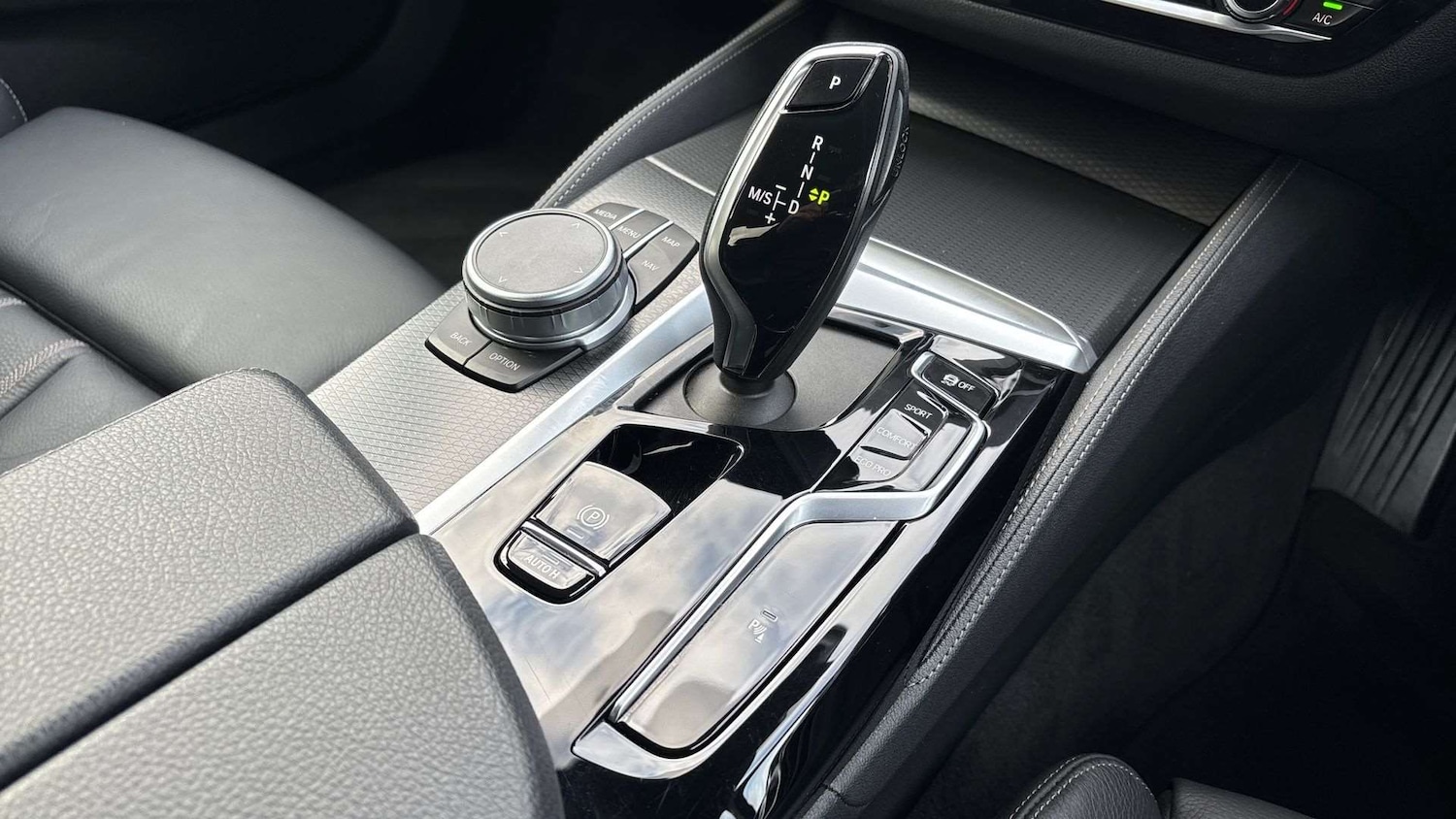 Used BMW 5 Series 2022 for sale - 77741007: Photo 12