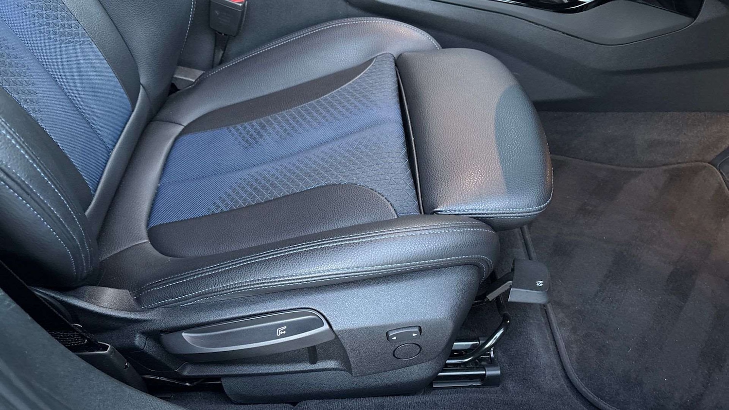 Used BMW 1 Series 2021 for sale - 76804901: Photo 28