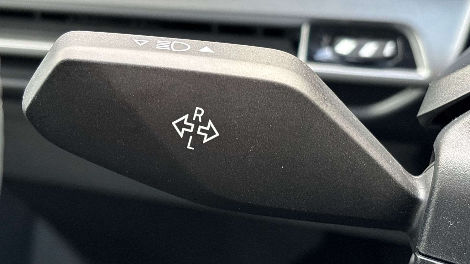 Used BMW iX 2025 for sale - 77257252: Photo 29