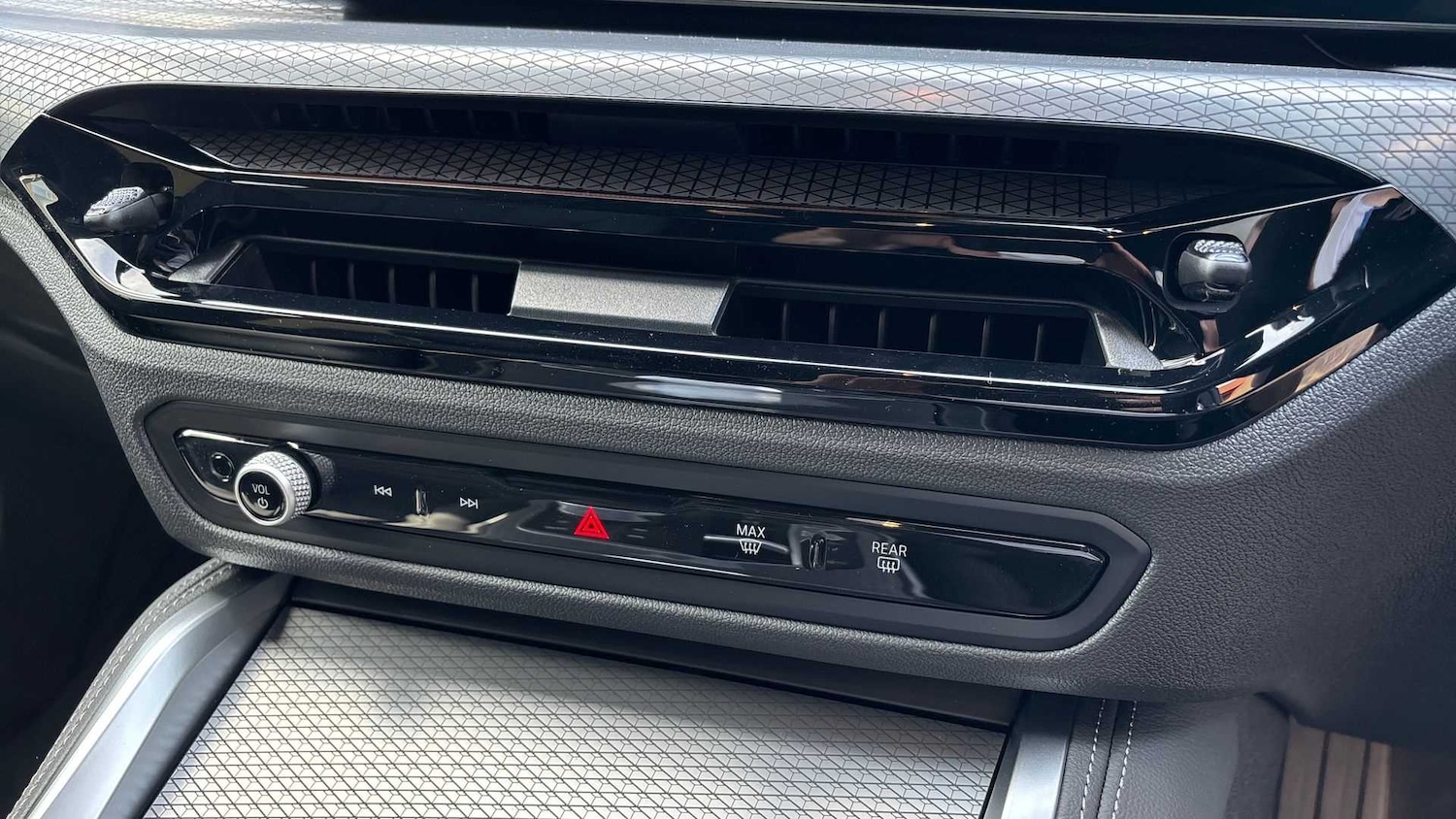 Used BMW 4 Series 2025 for sale - 77294285: Photo 35