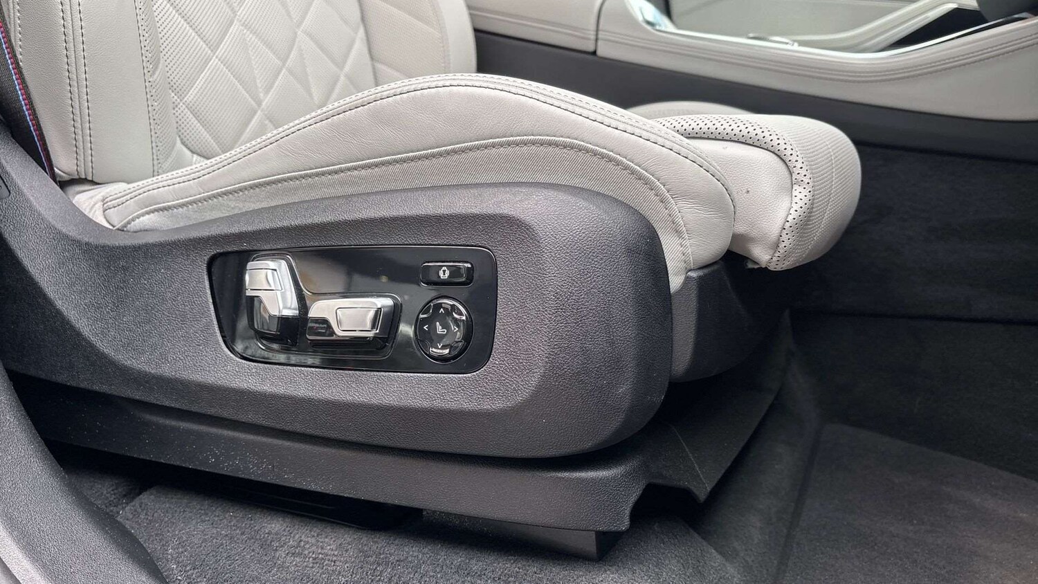 Used BMW X5 2025 for sale - 76648793: Photo 28