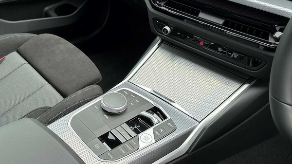 Used BMW 3 Series 2025 for sale - 76298441: Photo 12