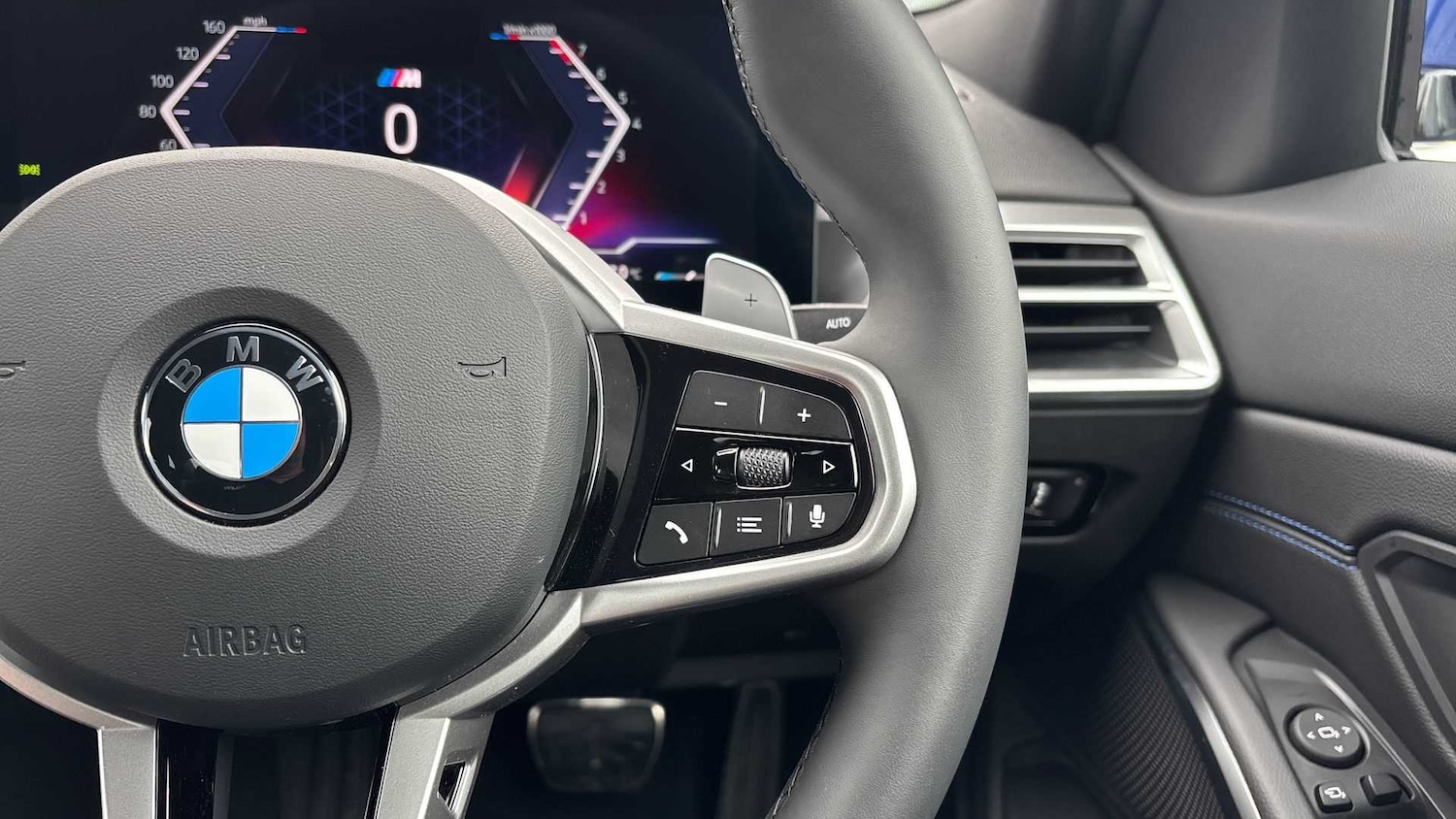 Used BMW 3 Series 2025 for sale - 76298441: Photo 23