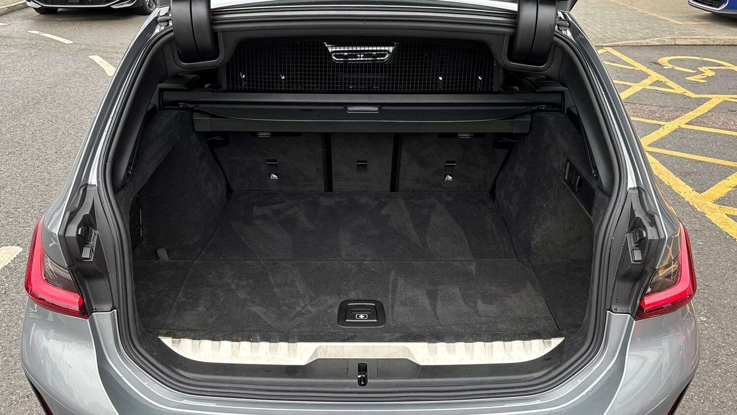 Used BMW 3 Series 2025 for sale - 76938244: Photo 15