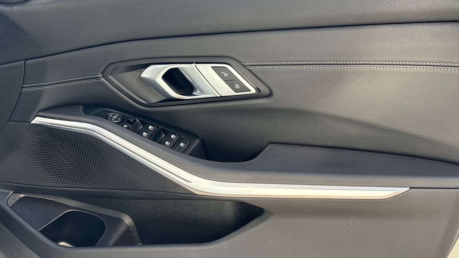 Used BMW 3 Series 2020 for sale - 77996115: Photo 27