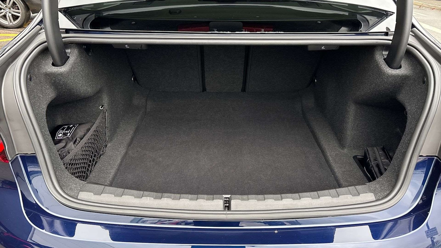 Used BMW 3 Series 2023 for sale - 77333773: Photo 15