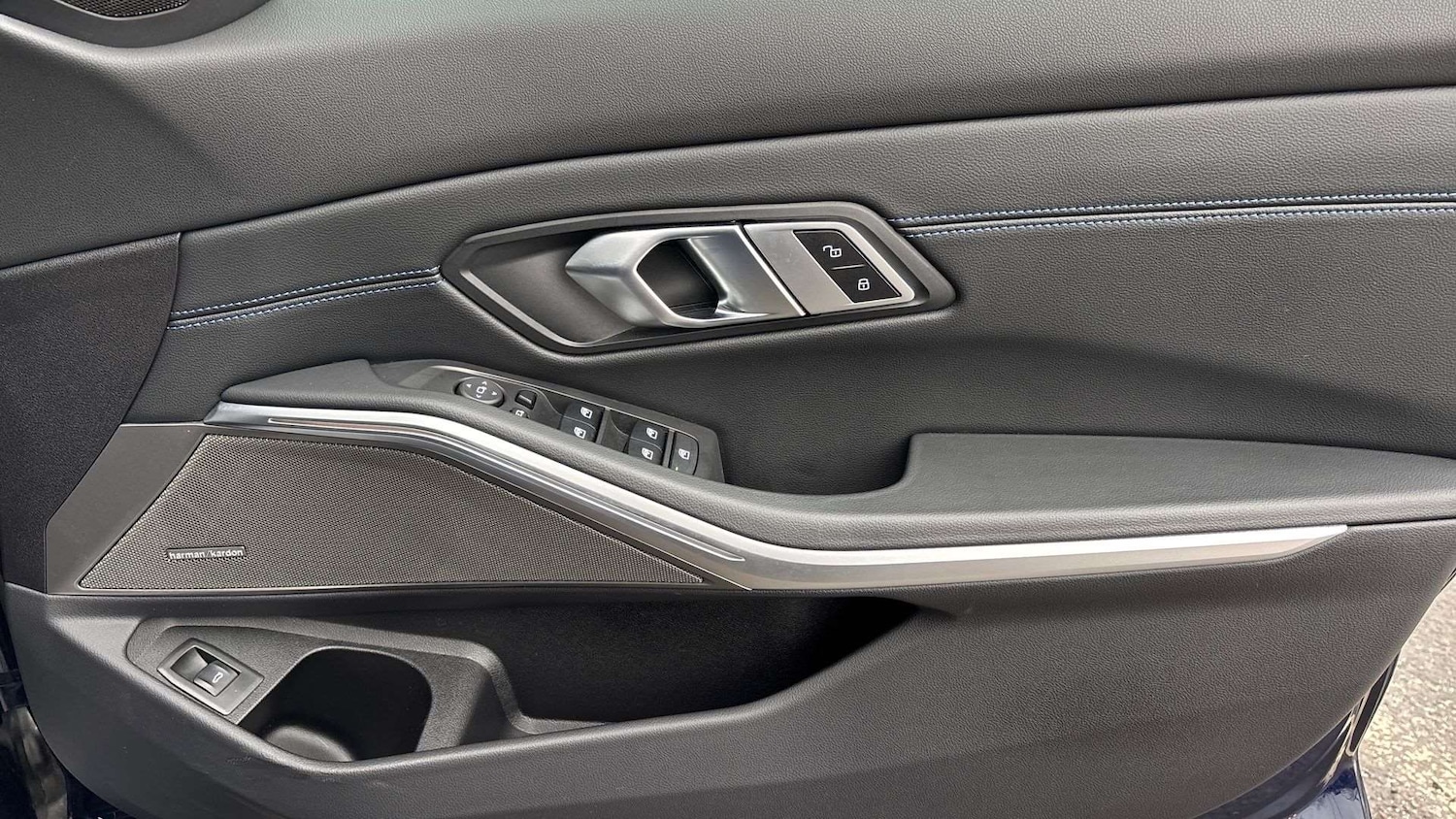 Used BMW 3 Series 2023 for sale - 77333773: Photo 27