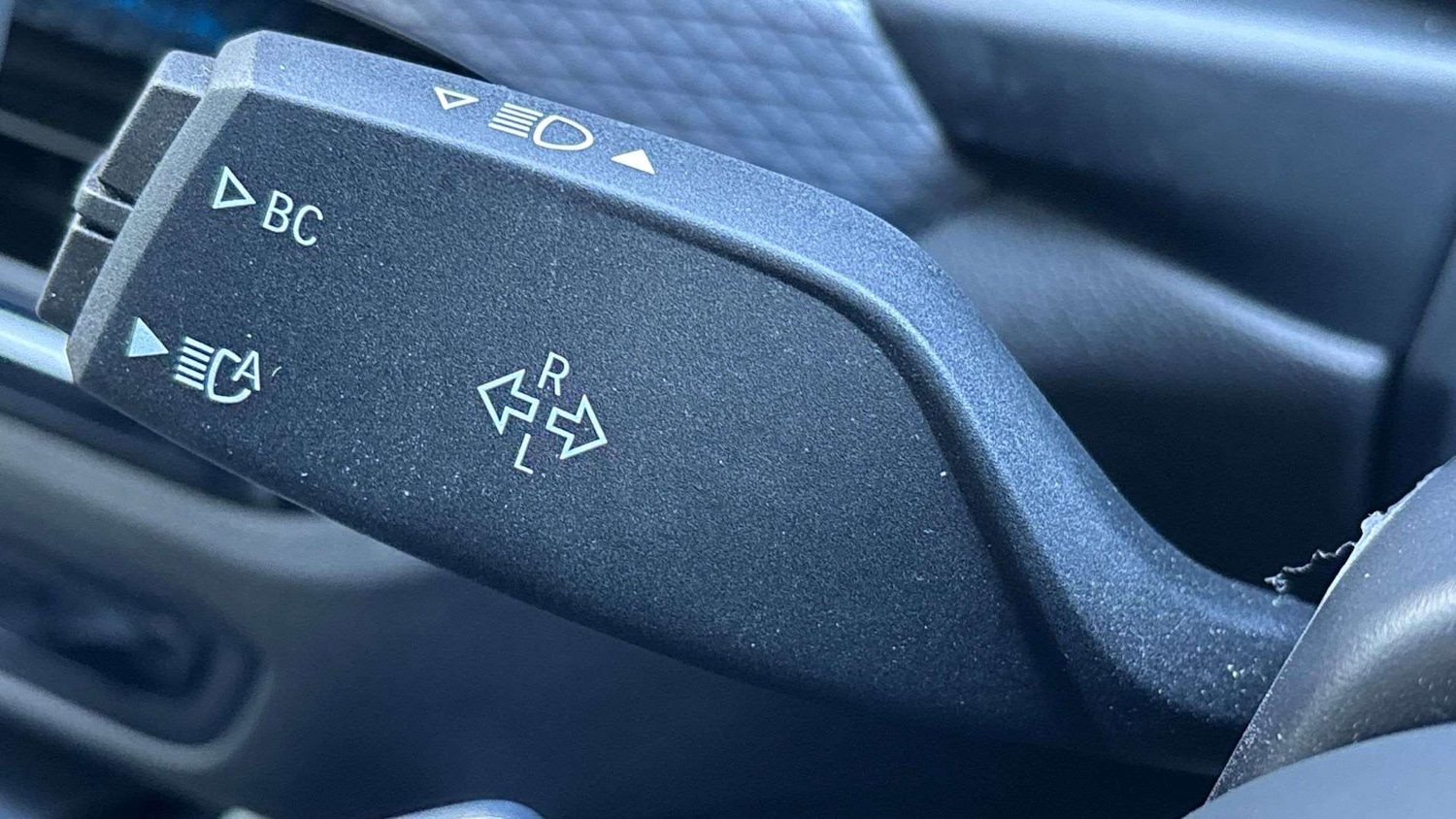 Used BMW 3 Series 2025 for sale - 77943003: Photo 29