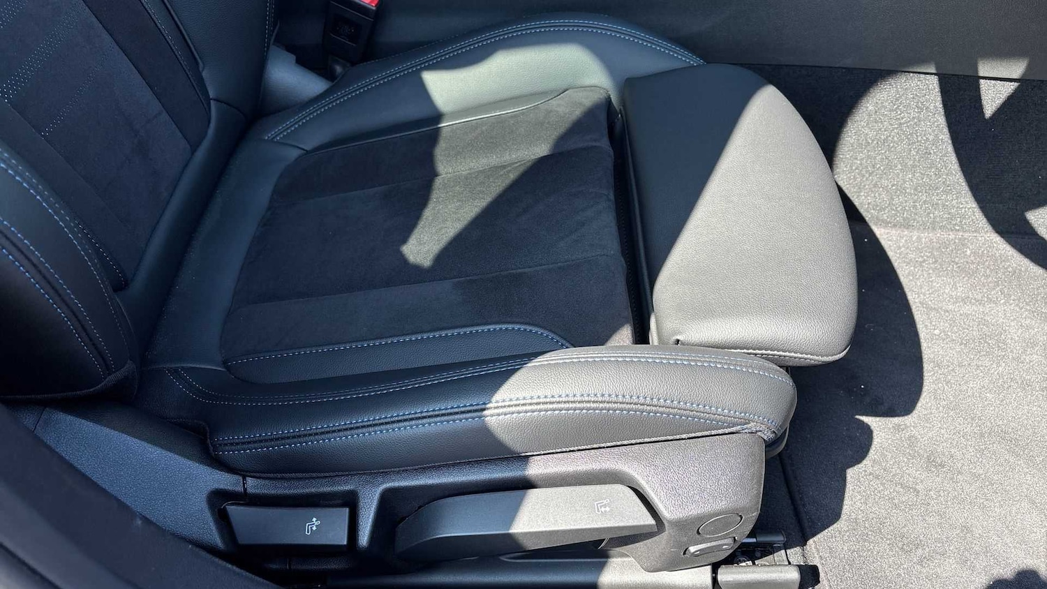 Used BMW 3 Series 2025 for sale - 76827679: Photo 28