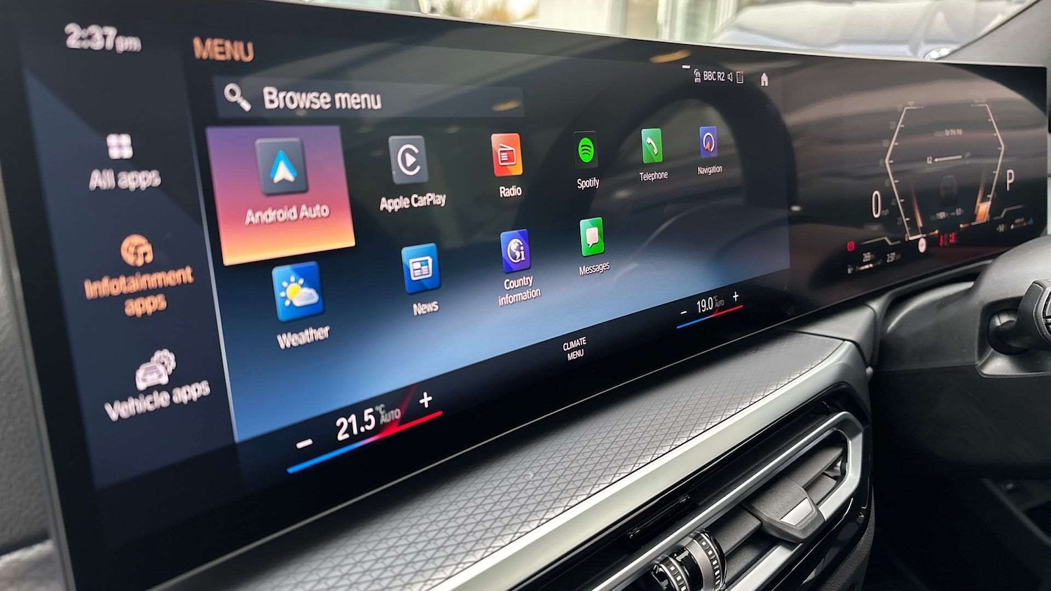 Used BMW 3 Series 2024 for sale - 76842930: Photo 31