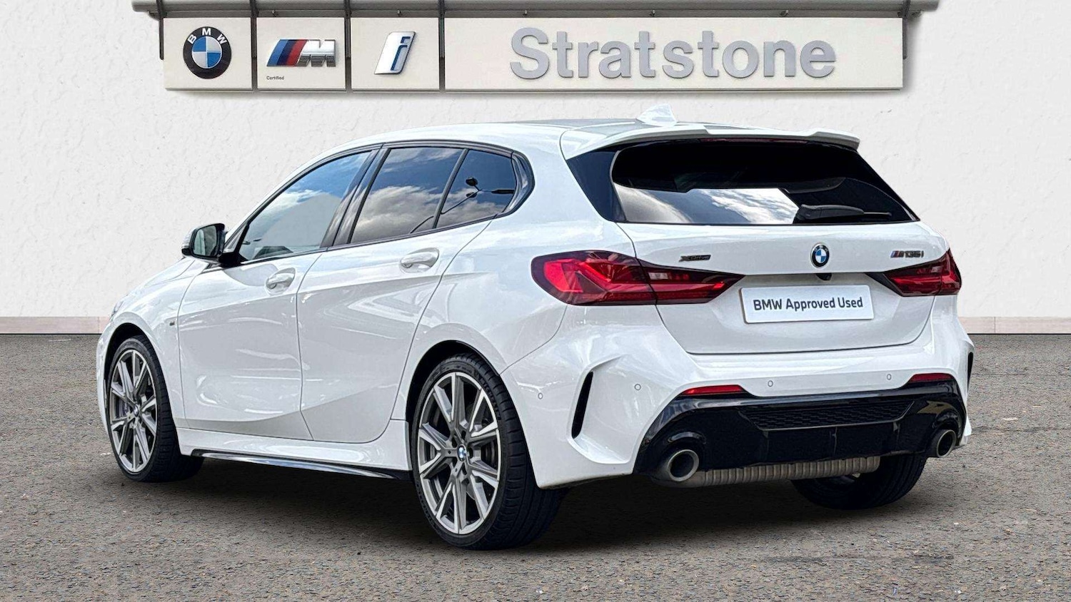 Used BMW 1 Series 2021 for sale - 76156121: Photo 2