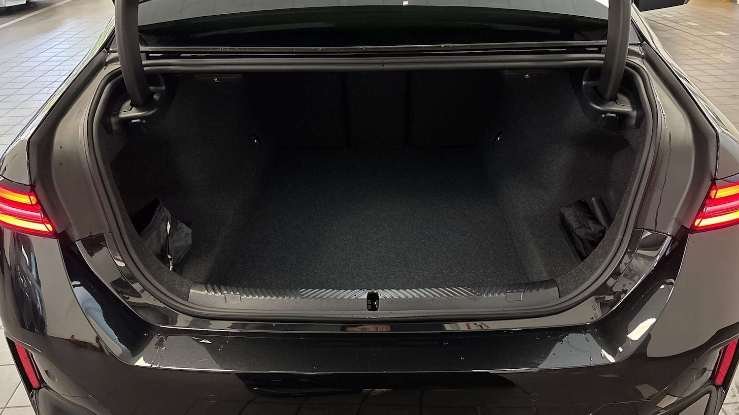 Used BMW 5 Series 2025 for sale - 77076498: Photo 15