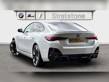 Used BMW i4 2025 for sale - 76298396: Photo 2