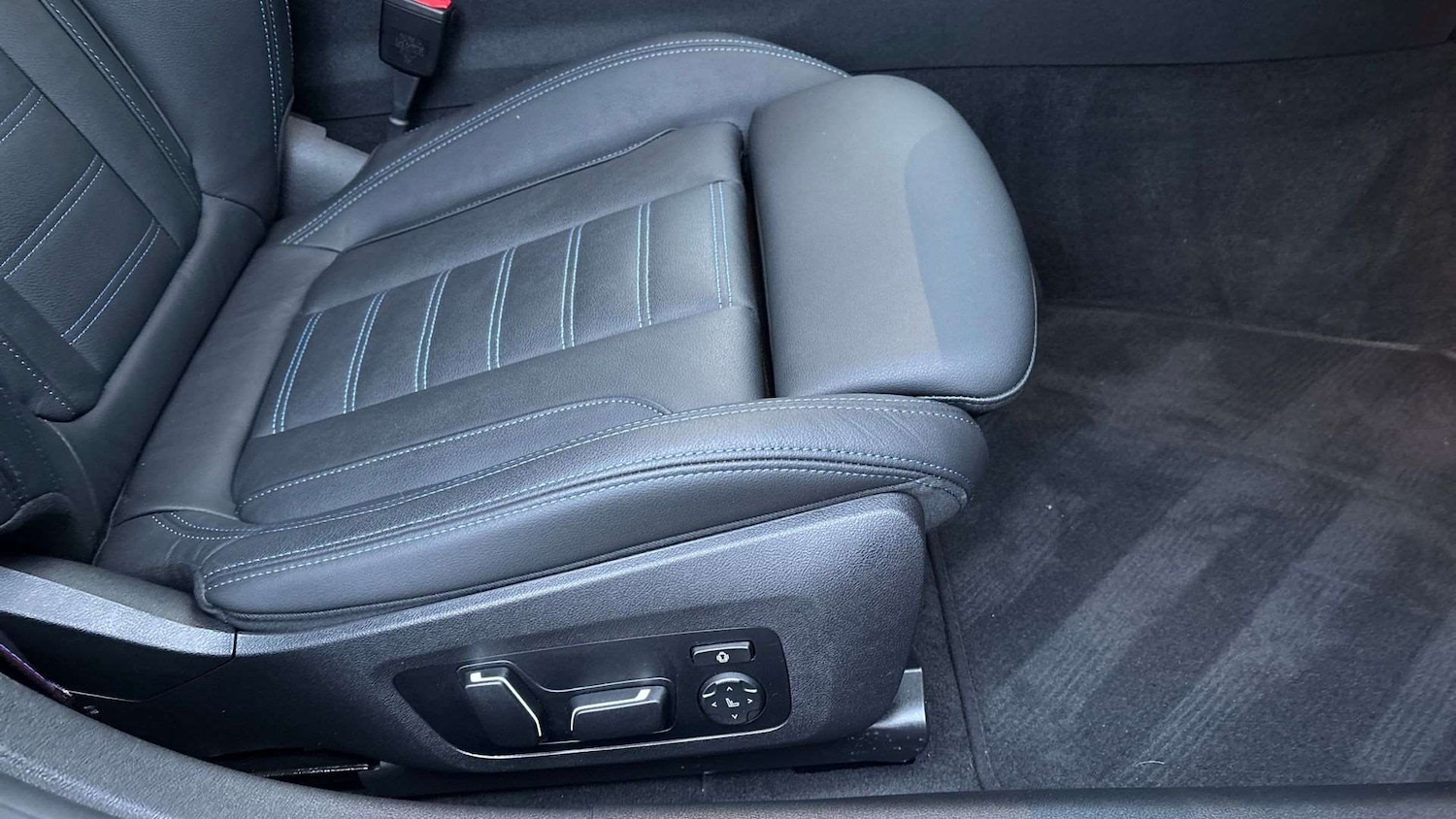 Used BMW i4 2025 for sale - 77333844: Photo 28