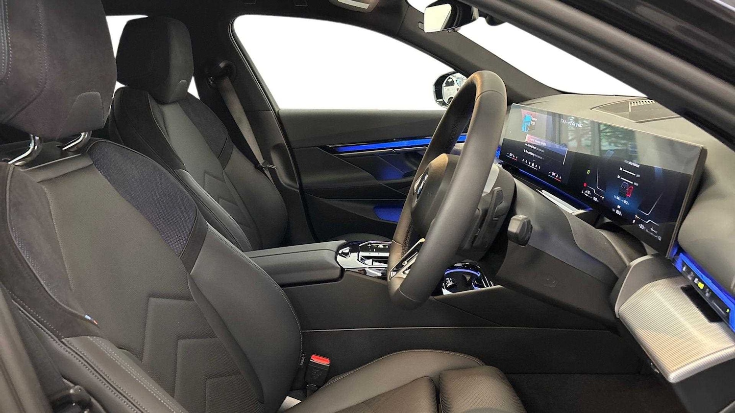 Used BMW 5 Series 2025 for sale - 76205252: Photo 13