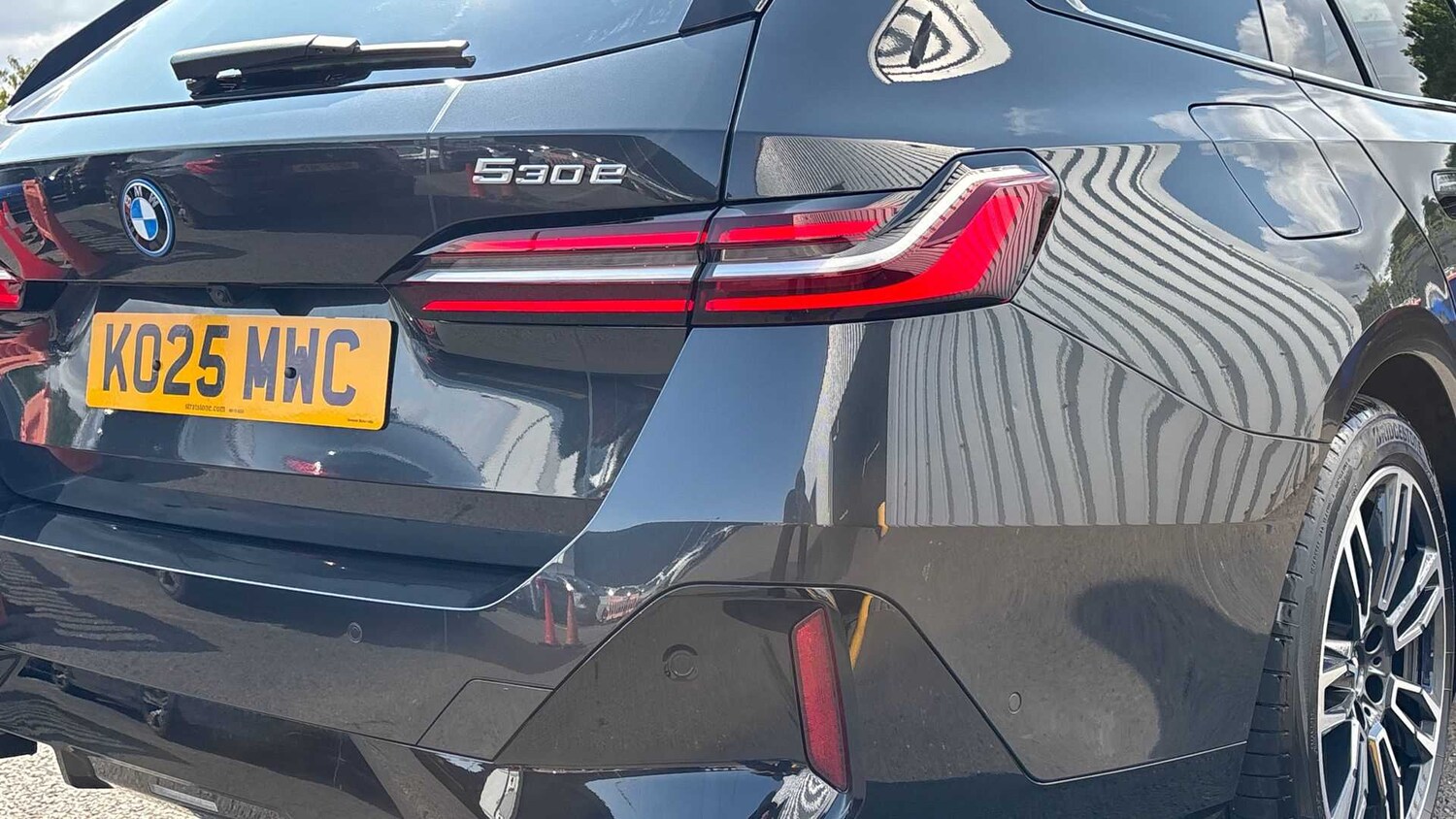 Used BMW 5 Series 2025 for sale - 76205252: Photo 17