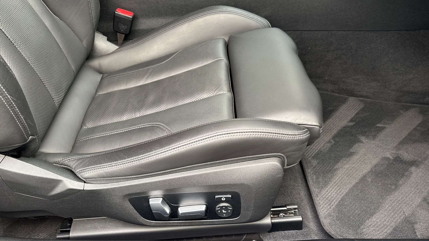 Used BMW M4 2023 for sale - 76553170: Photo 28