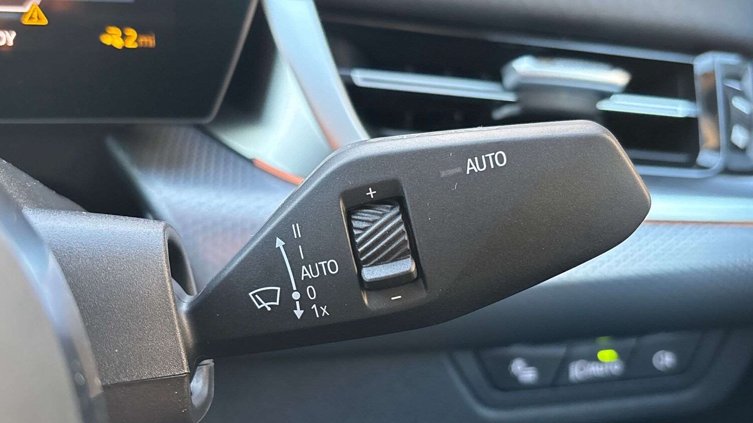 Used BMW iX2 2025 for sale - 78052116: Photo 30