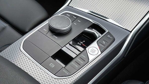 Used BMW 3 Series 2024 for sale - 74703074: Photo 12