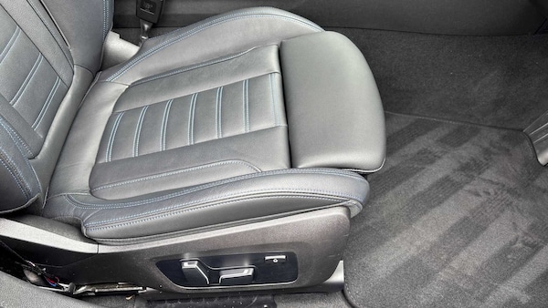 Used BMW 3 Series 2024 for sale - 74703074: Photo 28