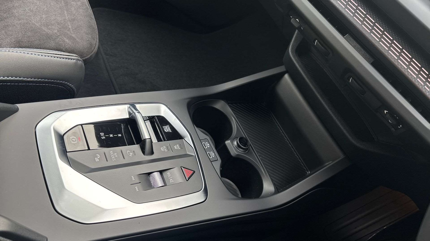 Used BMW 1 Series 2025 for sale - 77561101: Photo 12