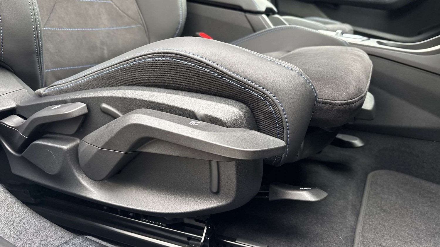 Used BMW 1 Series 2025 for sale - 77561101: Photo 28