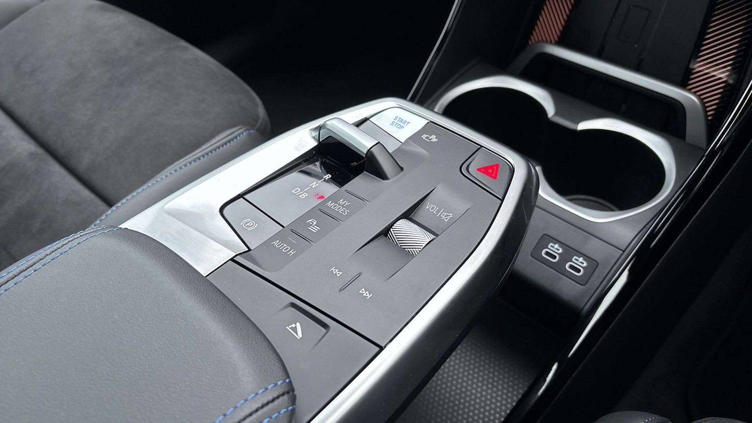 Used BMW iX1 2025 for sale - 77257486: Photo 12