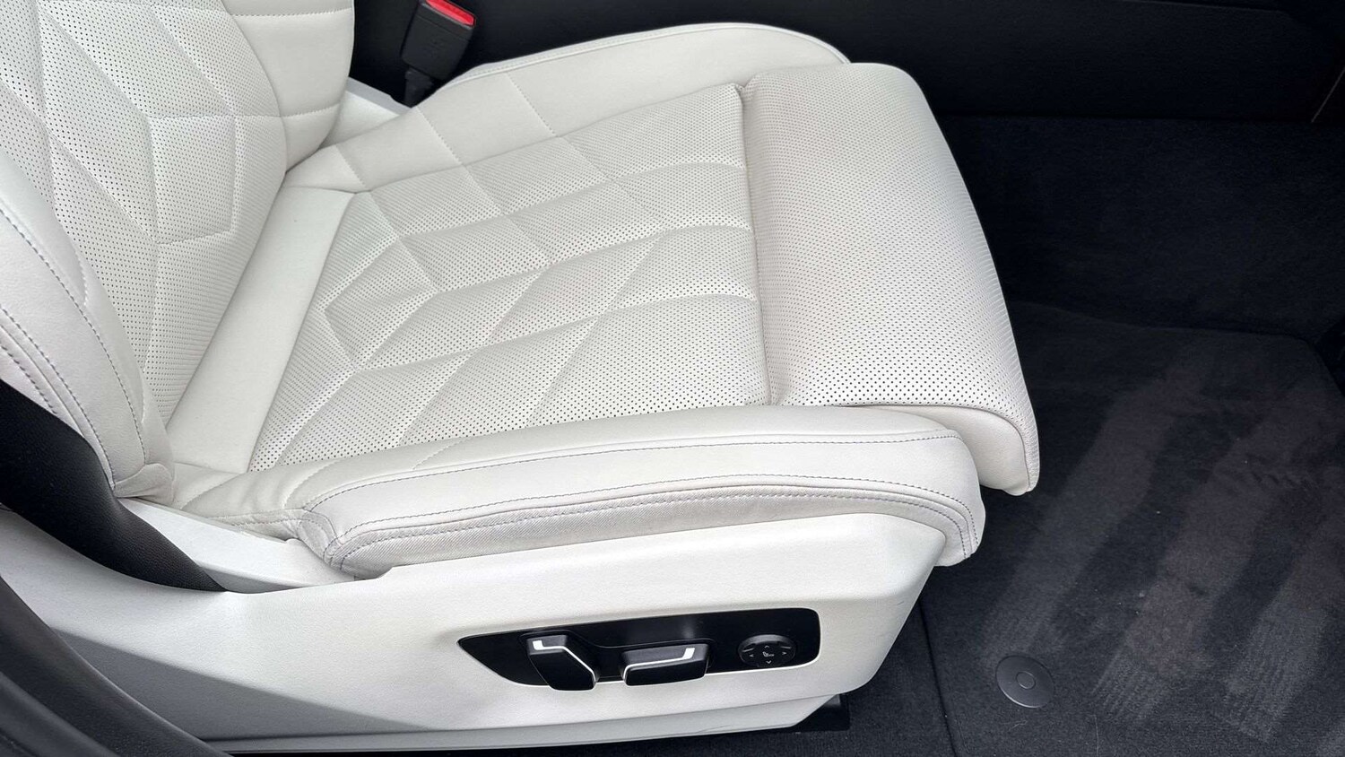 Used BMW i5 2025 for sale - 76298298: Photo 28