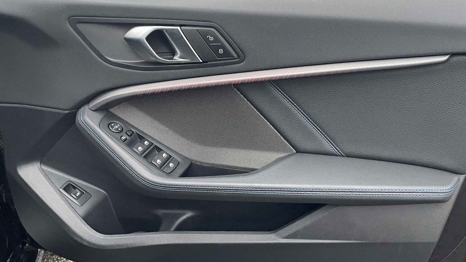 Used BMW 1 Series 2024 for sale - 77347949: Photo 25