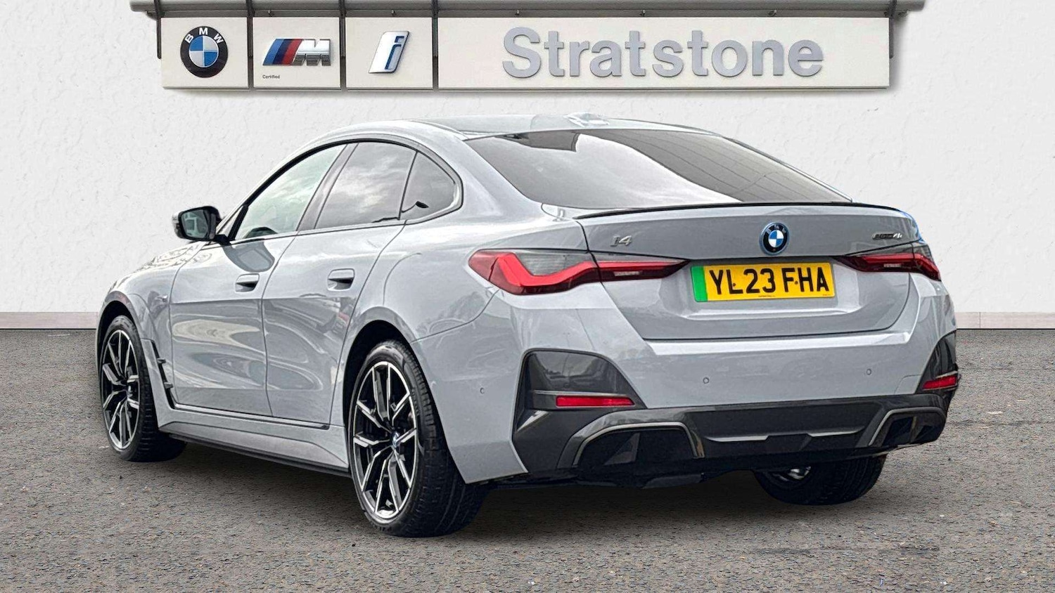 Used BMW i4 2023 for sale - 77308419: Photo 2