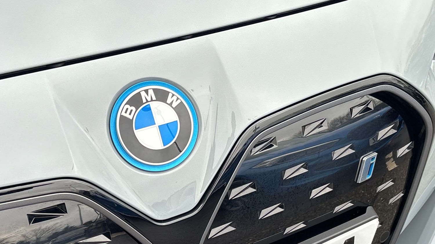 Used BMW i4 2023 for sale - 77308419: Photo 24