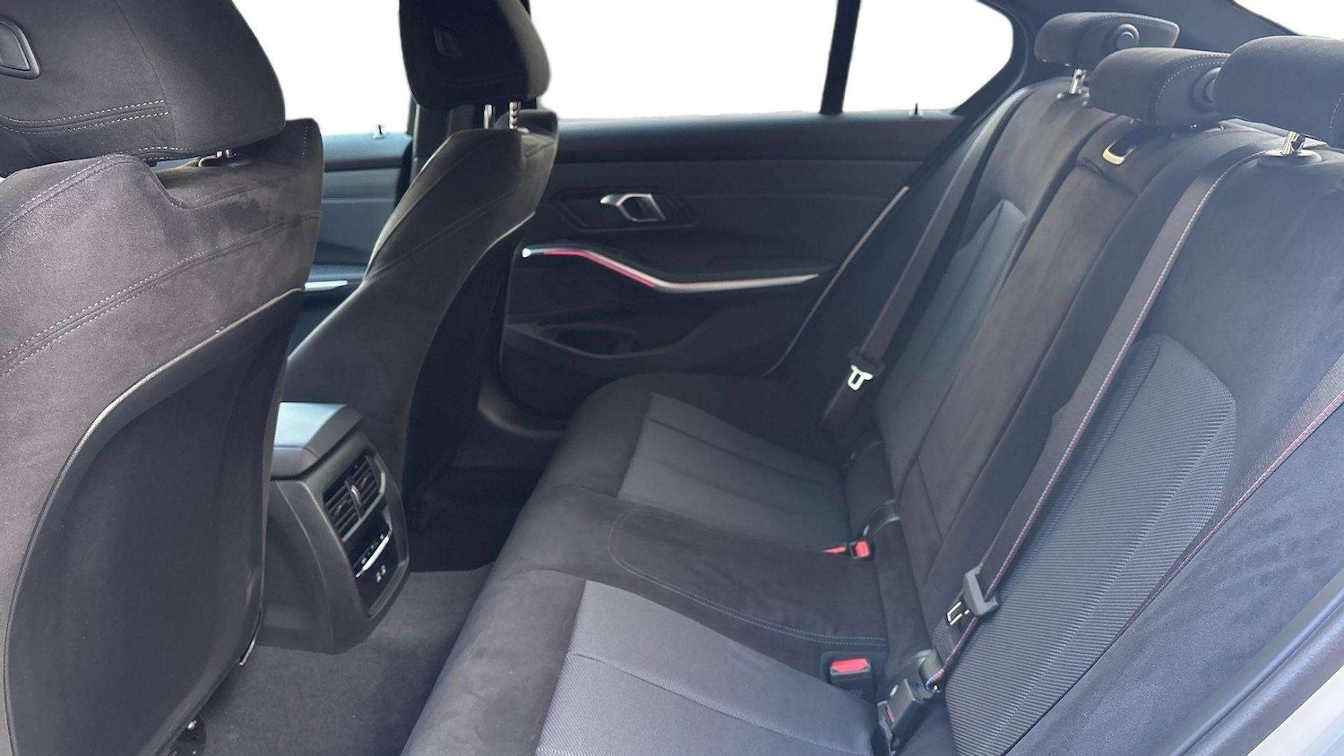 Used BMW 3 Series 2025 for sale - 77099602: Photo 14