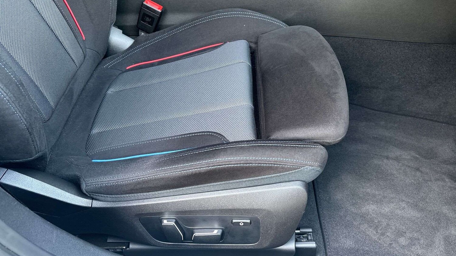 Used BMW 3 Series 2025 for sale - 77099602: Photo 28