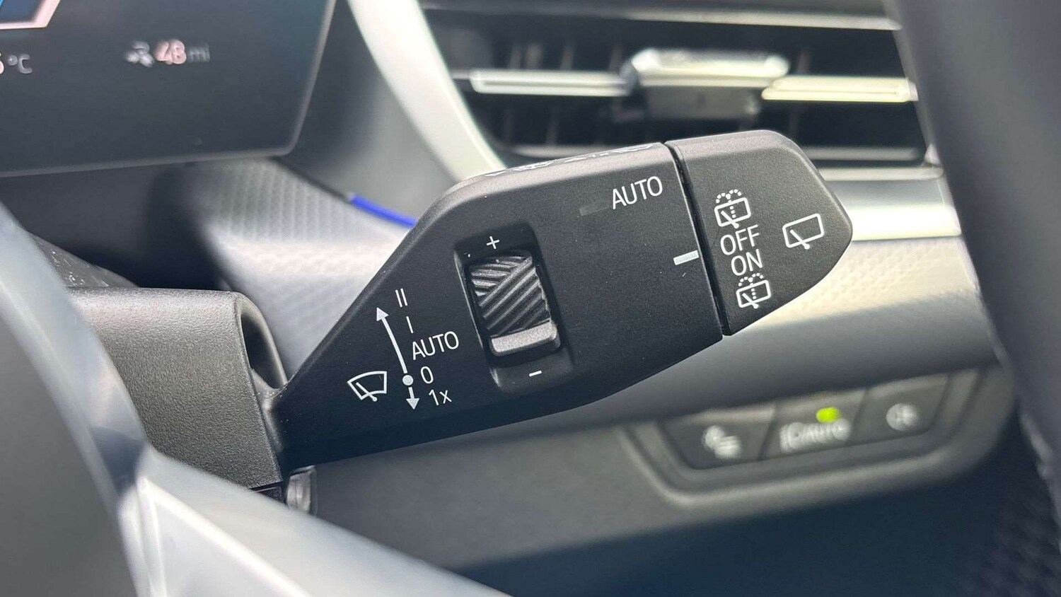 Used BMW iX1 2025 for sale - 76339678: Photo 30