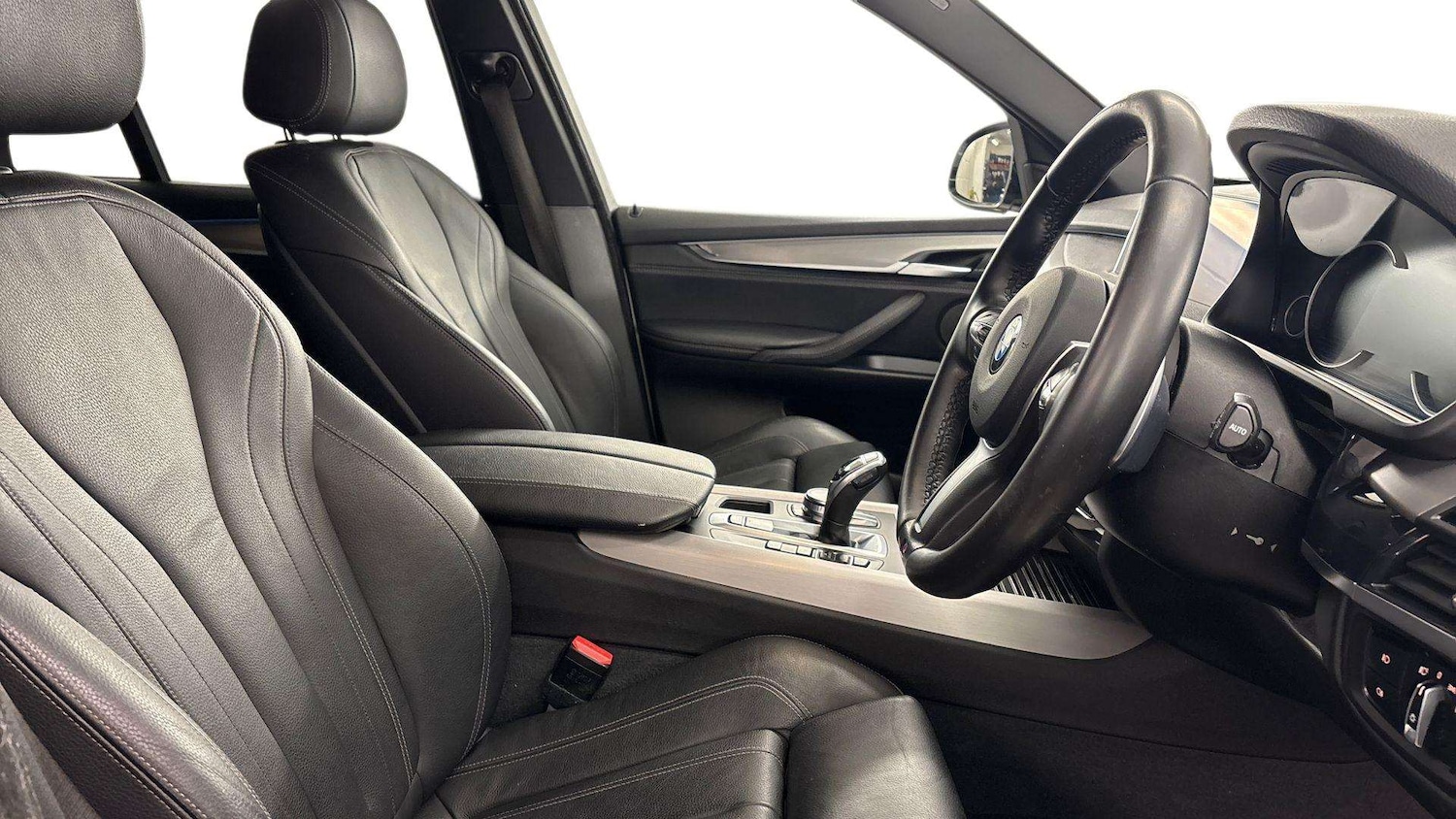 Used BMW X5 2017 for sale - 76339734: Photo 13