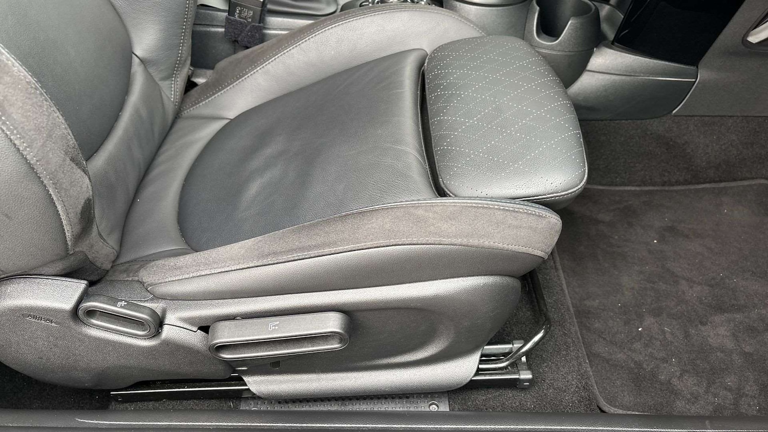 Used MINI Hatch 2023 for sale - 77032176: Photo 28