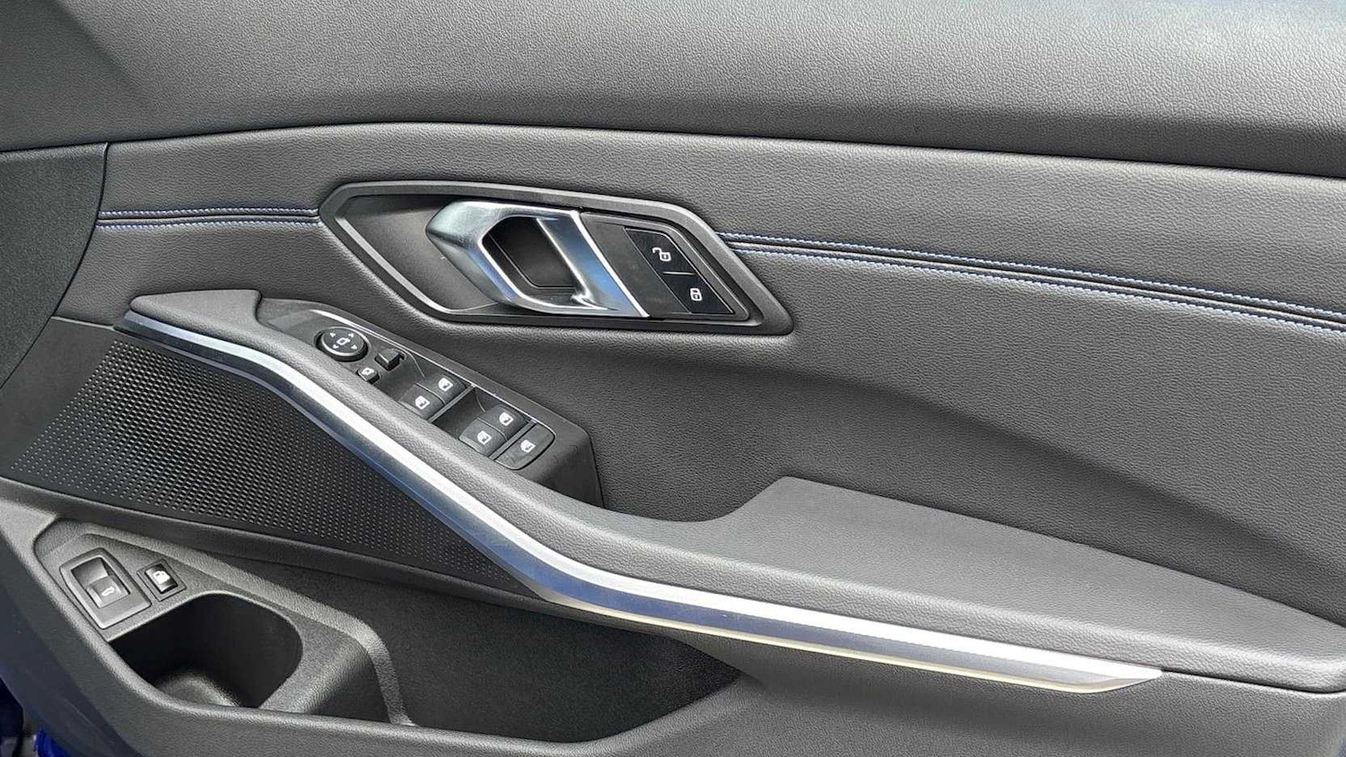 Used BMW 3 Series 2025 for sale - 76298332: Photo 27