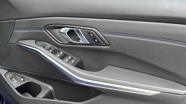 Used BMW 3 Series 2025 for sale - 76298332: Photo 27