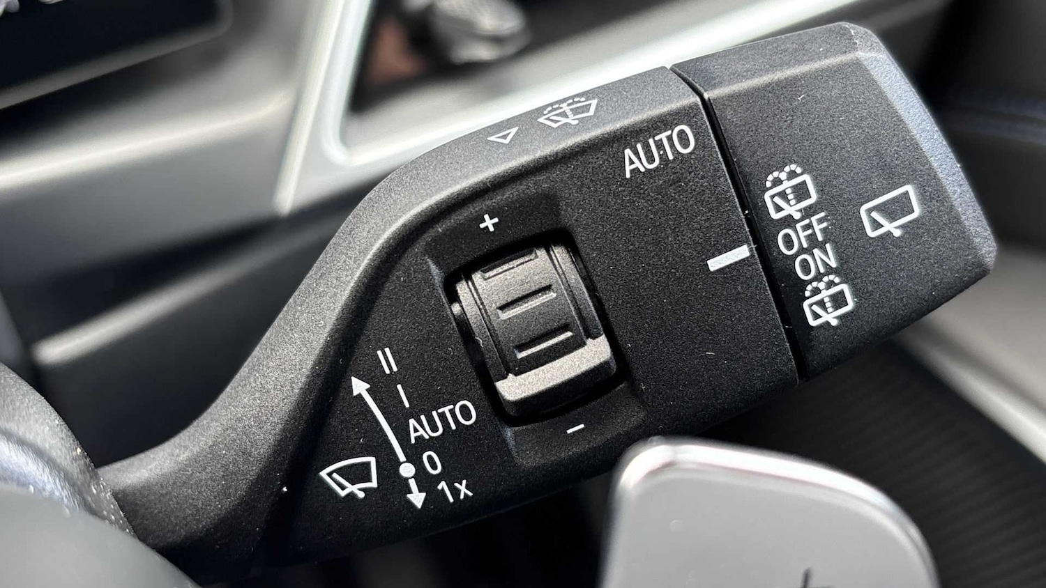 Used BMW 3 Series 2025 for sale - 76298332: Photo 30