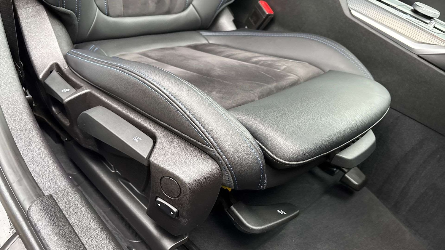 Used BMW 3 Series 2023 for sale - 78010187: Photo 28