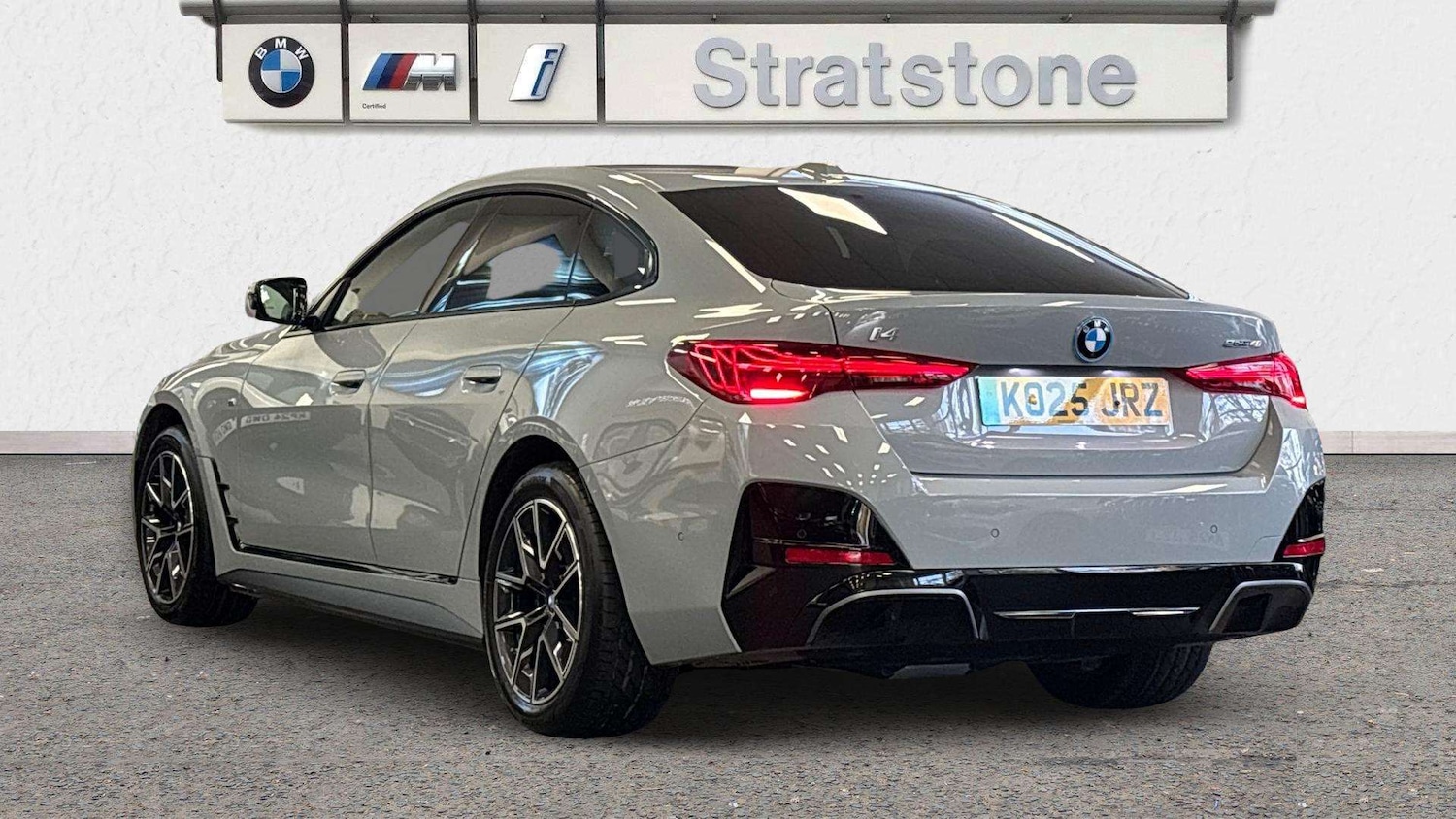 Used BMW i4 2025 for sale - 76435652: Photo 2