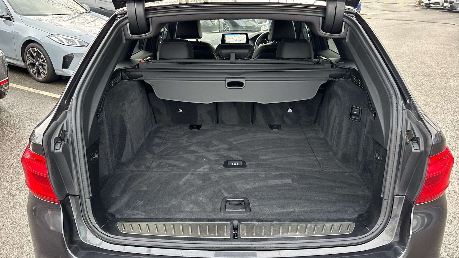 Used BMW 5 Series 2019 for sale - 77051392: Photo 15