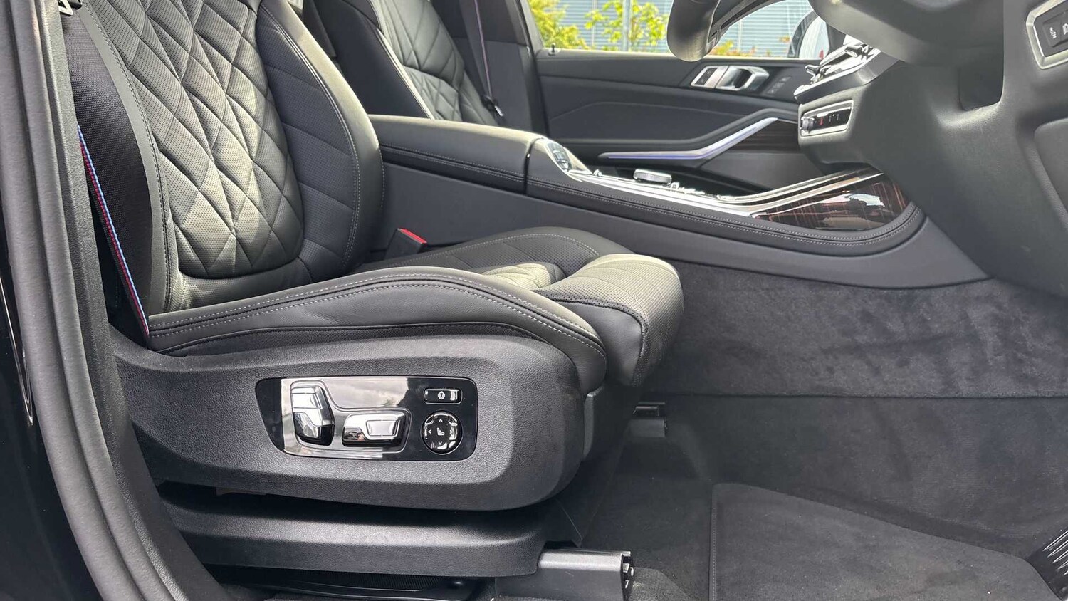 Used BMW X7 2025 for sale - 78137619: Photo 28