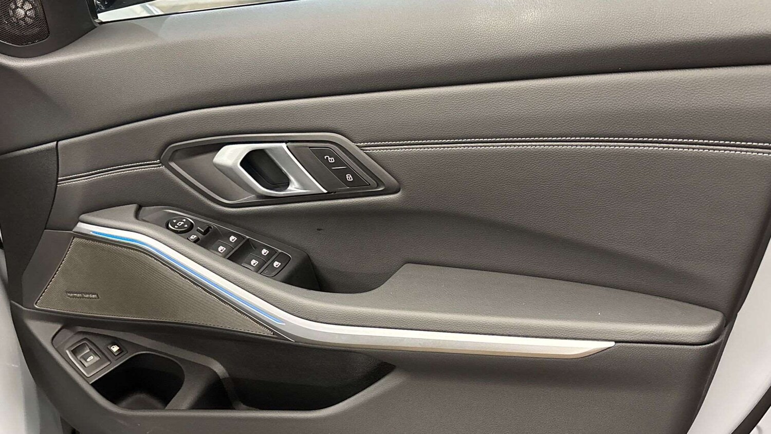 Used BMW 3 Series 2025 for sale - 77347936: Photo 27